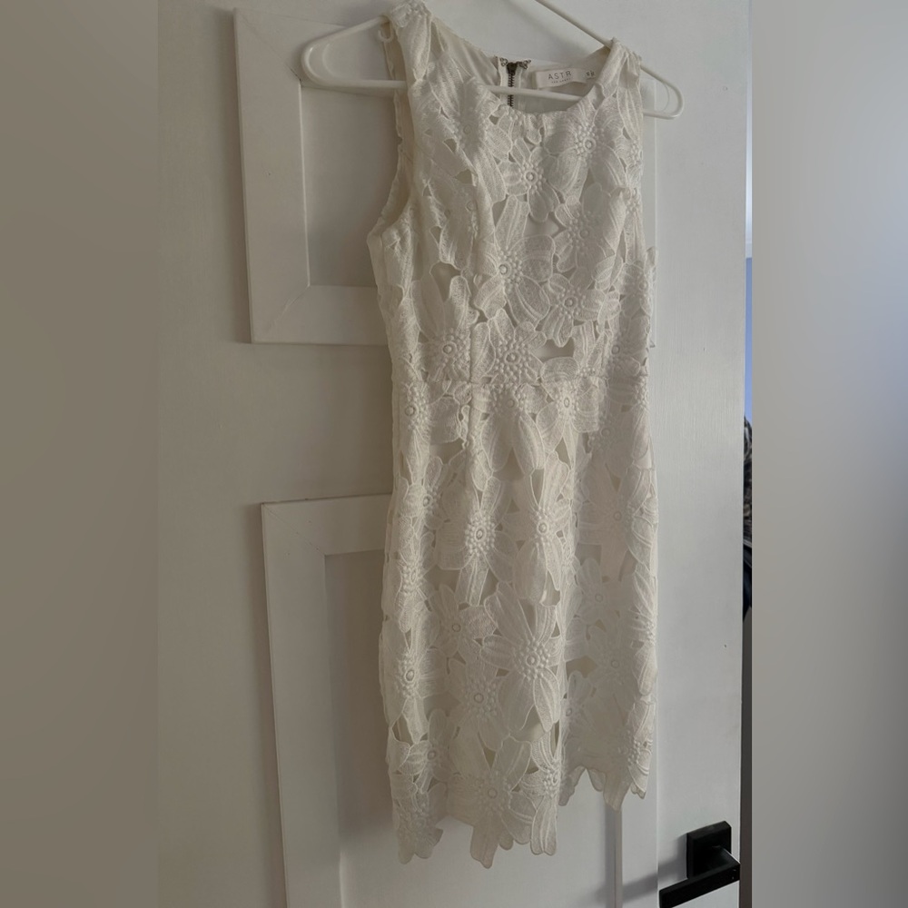 ASTR the Label White Floral Lace Mini Dresss XS